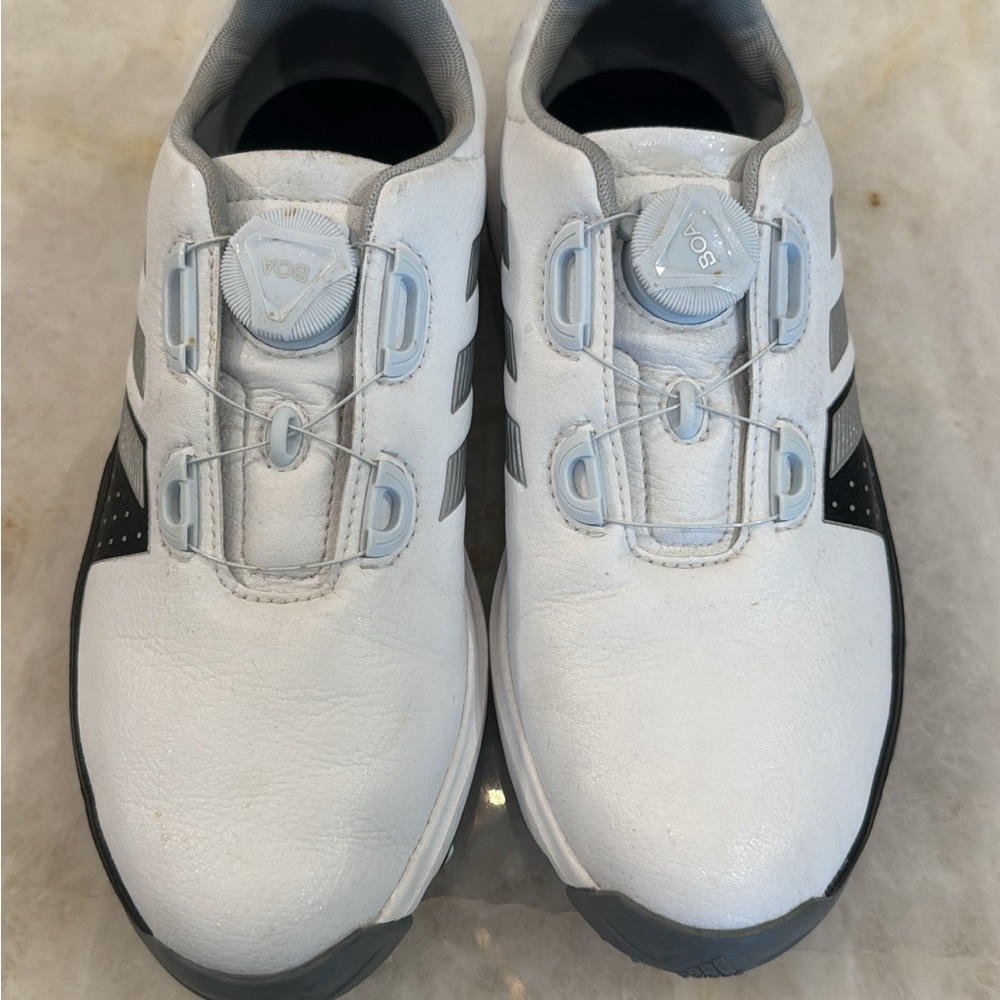 Like new boys Golf shoes
